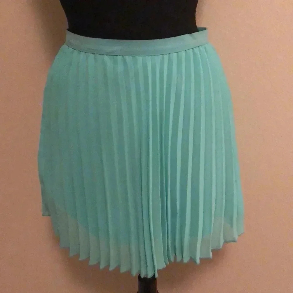Bongo Pleated Skirt